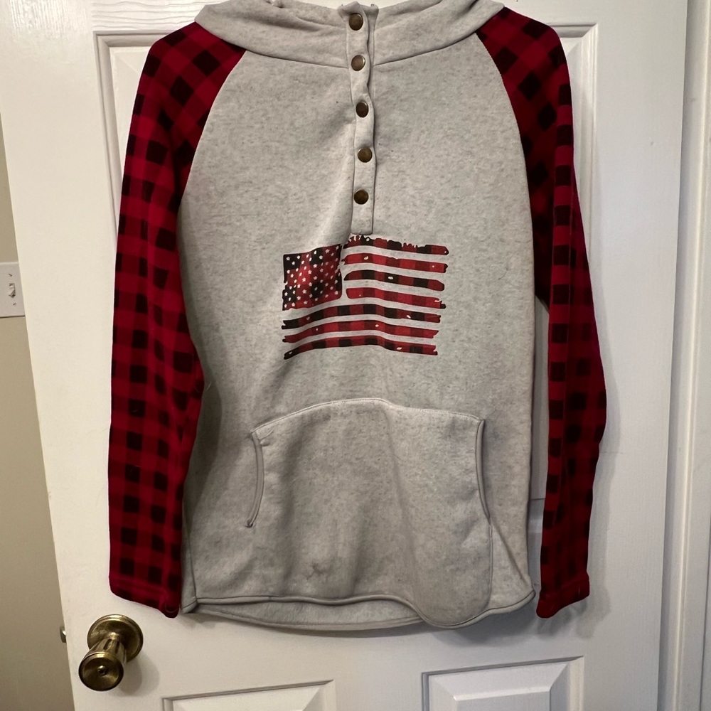 Gray Hoodie with Red Plaid Sleeves and Flag Design